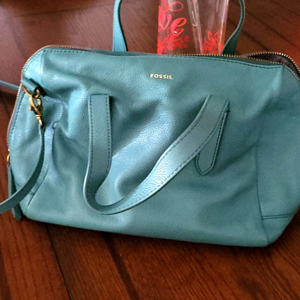 Fossil handbag